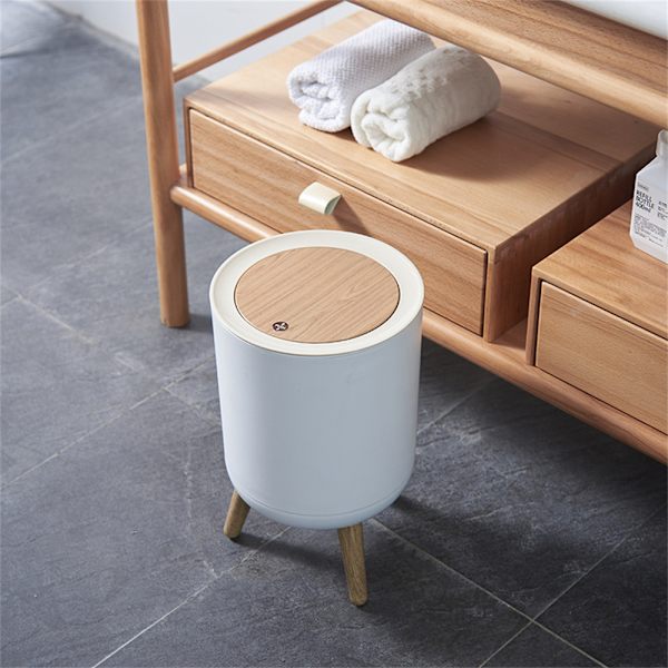 Plastsoptunna med lock Enkel japansk stil Lämplig