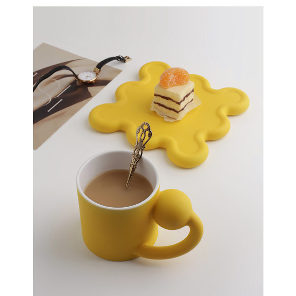 250ml Creative Planet Mugg Med Oregelbunden Tallrik Nordic