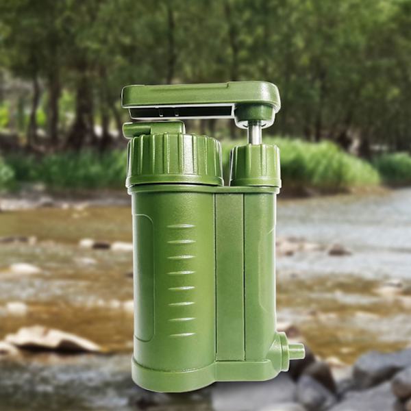 Utomhus singelsoldat vattenrenare Camping rak