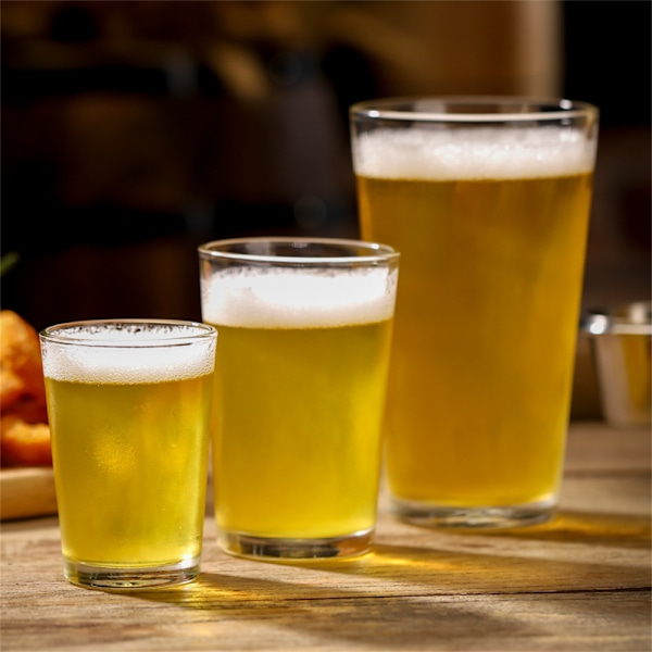 Ölmugg i glas, amerikansk bred mun lämplig för öljuice