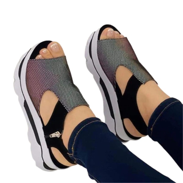 Kvinna Chunky Platform Sandaler Peep Toe Slip-on Skor Pu Made Black 36
