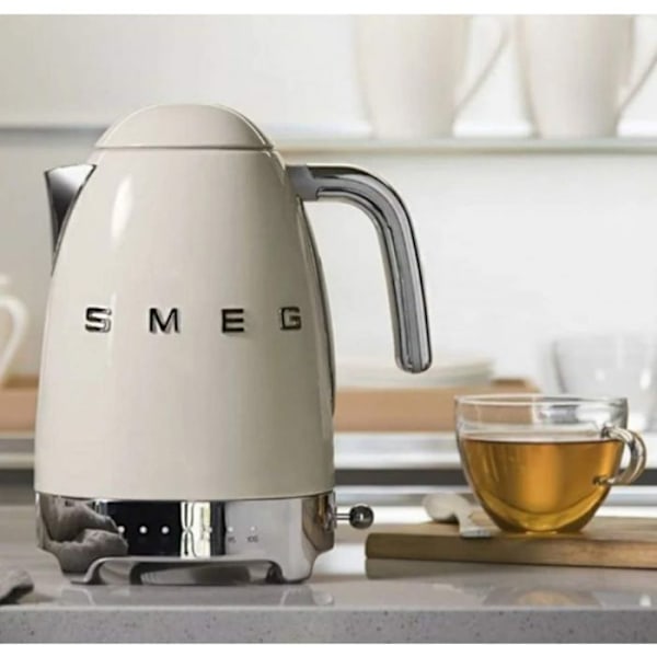 Smeg 50's Style KLF04WHEU Vattenkokare 1,7 liter 2400 Watt vit