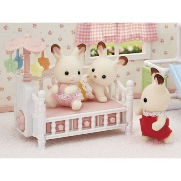 SYLVANIAN PERHEET Lasten sänky ja kännykkä - Kylä Flerfärgad