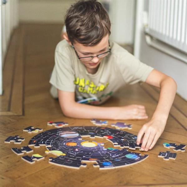 Solar System Circular Solar Puzzle - BIGJIGS - 206 brikker - Videnskab og rum Flerfarvet