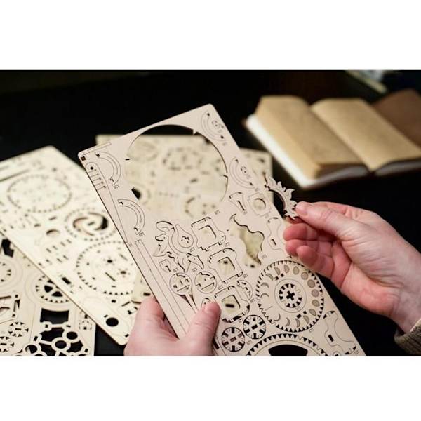UGEARS Solar System Model Kit - Tellurion mekanisk træmodel til at bygge puslespil til voksne og børn - Planetarium D