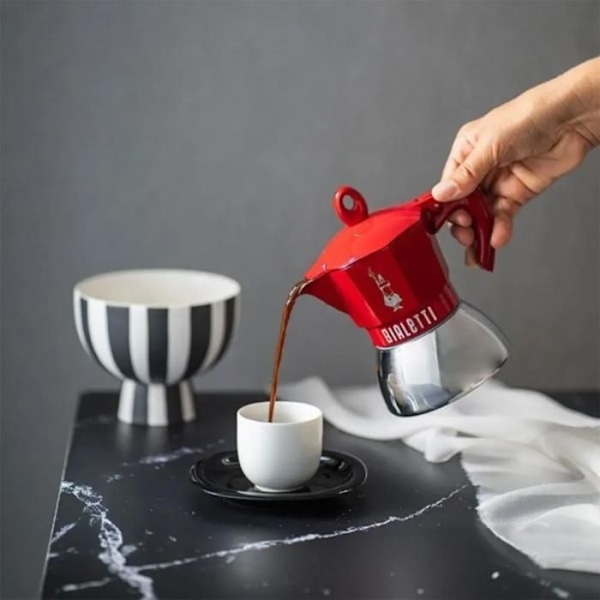 BIALETTI Moka Exclusive Induktio 4 kupillista punainen