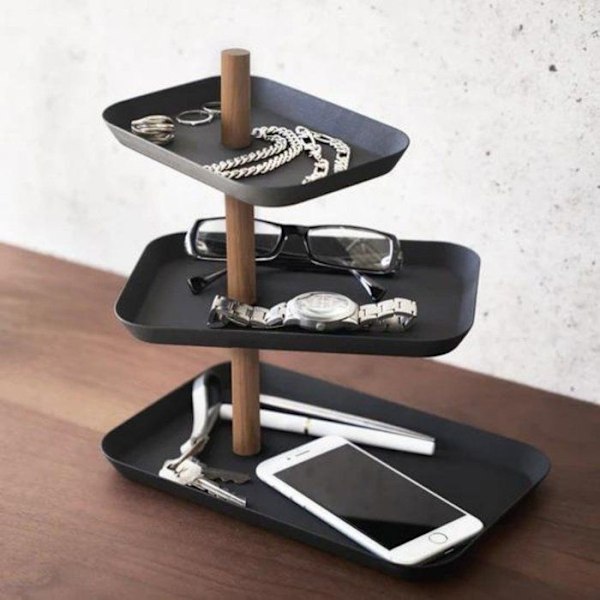 YAMAZAKI - Smykkestativ 3 etager med roterende bakker H25,5 cm - Sort-Sort