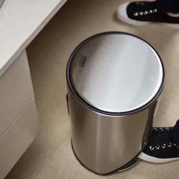 JOSEPH JOSEPH Arc Easy-Push Pedalbeholder i rustfrit stål 10L