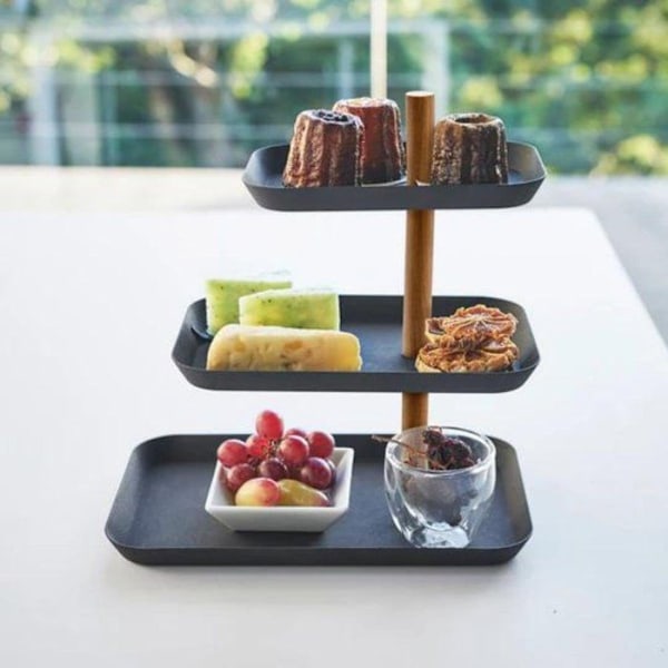 YAMAZAKI - Smykkestativ 3 etager med roterende bakker H25,5 cm - Sort-Sort