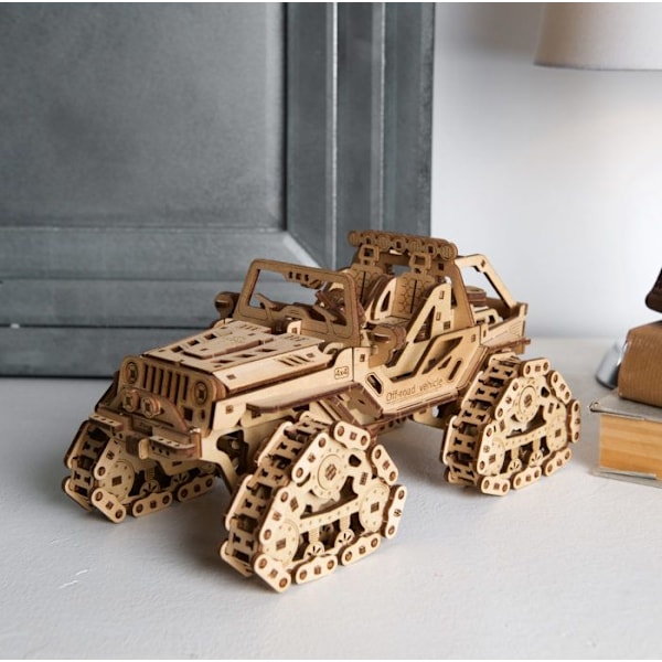 Sporret Off-Road Køretøj - Ugears - 3D Træ Puslespil