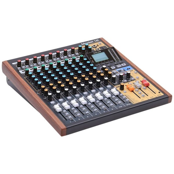 TASCAM 10-kanaligt analogt mixerbord och 12-kanals inspelare på SD-kort