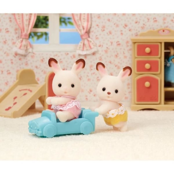 Sylvanian Families - EPOCH - Suklaakanin kaksoset - Ruskea - Lapsi - Veturilla Brun