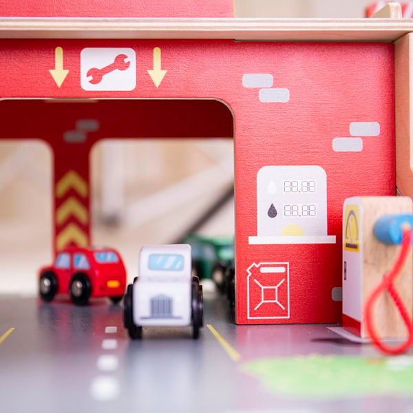 BigJigs Toys puinen puisto- ja leikkitalli-leikkisetti Flerfarvet