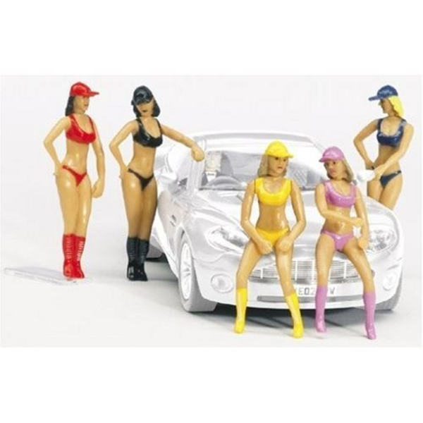 Carrera - Autot - Setti hahmoja, "esittelytyttöjä"