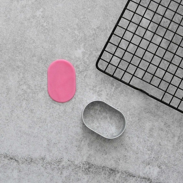 Oval Utstickare | Aluminium Silver