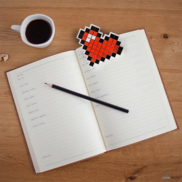 Pixel Heart Eraser - Maestro-present