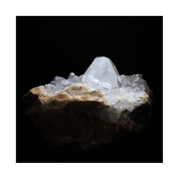 Sten og mineraler. Calcit. 420,5 ct. Pau. Frankrig. Sjælden.