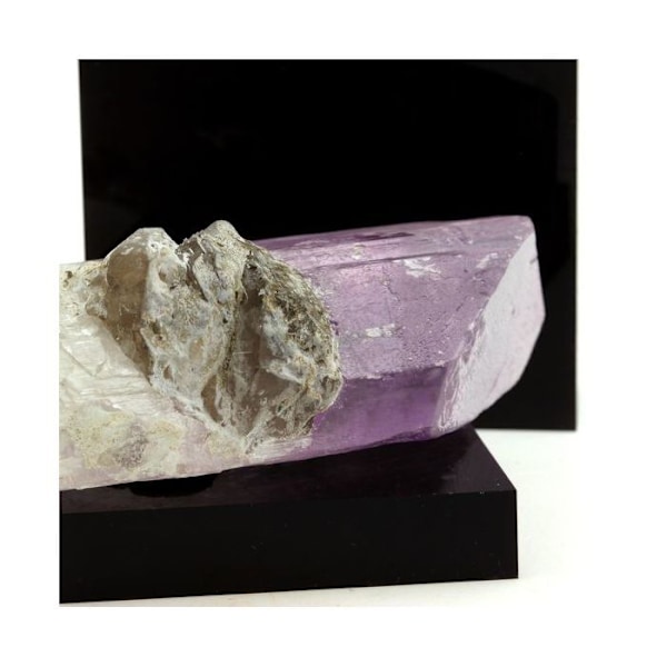 Kunzite 976,5 karat