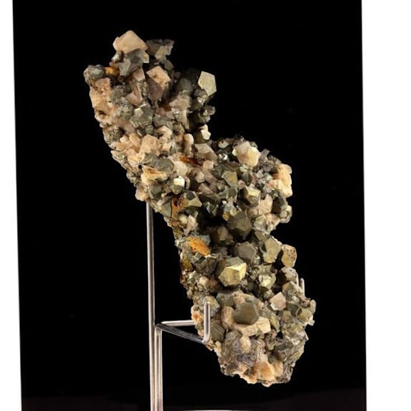 Sten og mineraler. Pyrit + dolomit. 608,90 øre. Mésage Mine, Saint-Pierre-de-Mésage, Frankrig.
