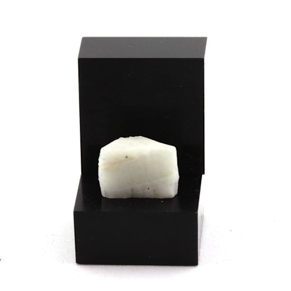 Kivet ja mineraalit. Kuun kivi. 5,01 ct. Meetiyagoda, Sri Lanka.
