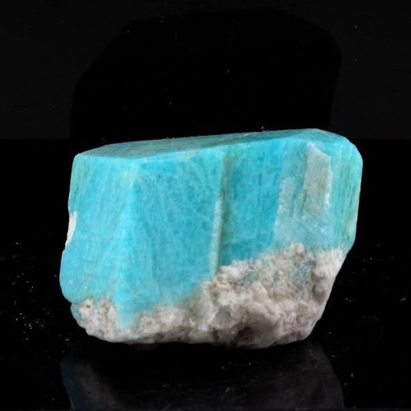 Sten og mineraler. Amazonit. 265,5 øre. Konso, Etiopien.