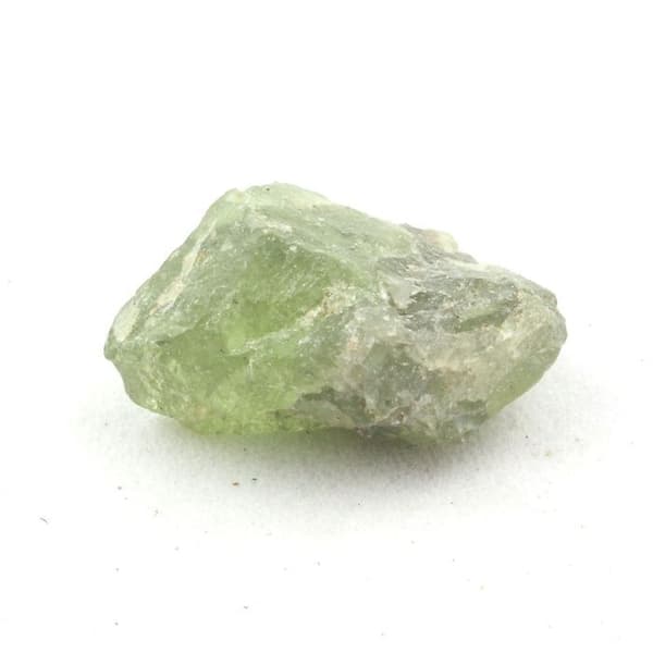 Stenar och mineraler. Peridot. 4,44 ct. Almklovdalen, Vanylven, Norge.