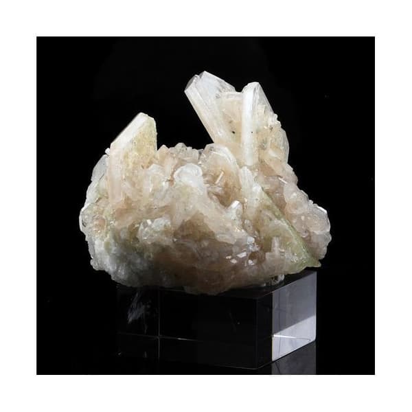 Sten og mineraler. Apophyllit. 1172,0 øre. Indien.
