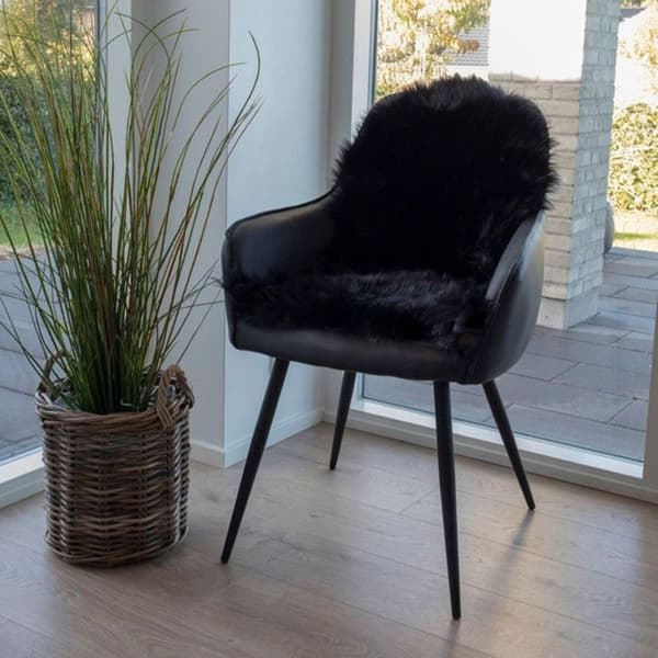 Sort kunstig lammeskind 50 x 85 cm Svart