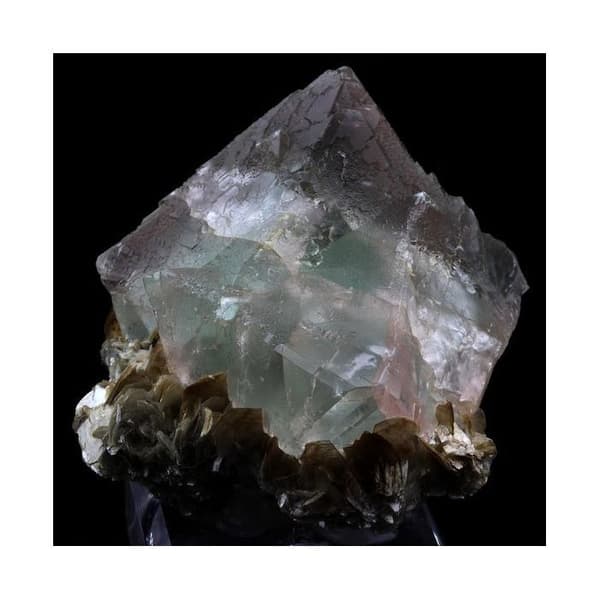 Stenar och mineraler. Fluorit, muskovit. 2608,5 ct. Nagar, Gilgit, Pakistan.