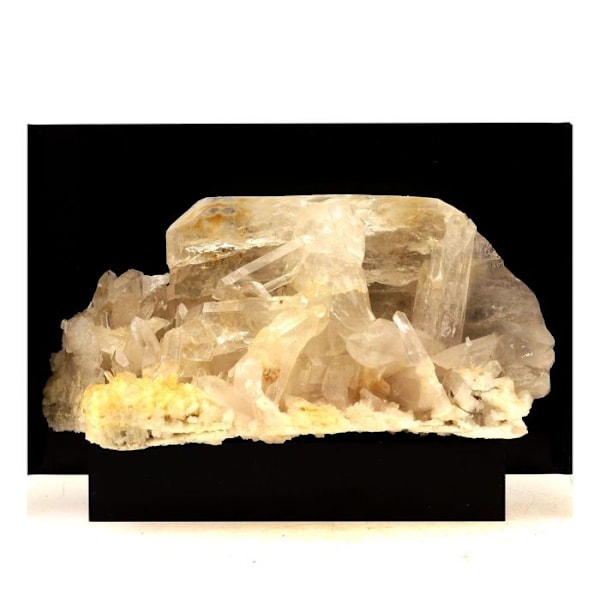 Sten og mineraler. Kvarts + Albit. 2154,5 øre. Saint Christophe-en-Oisans, Isère, Frankrig.