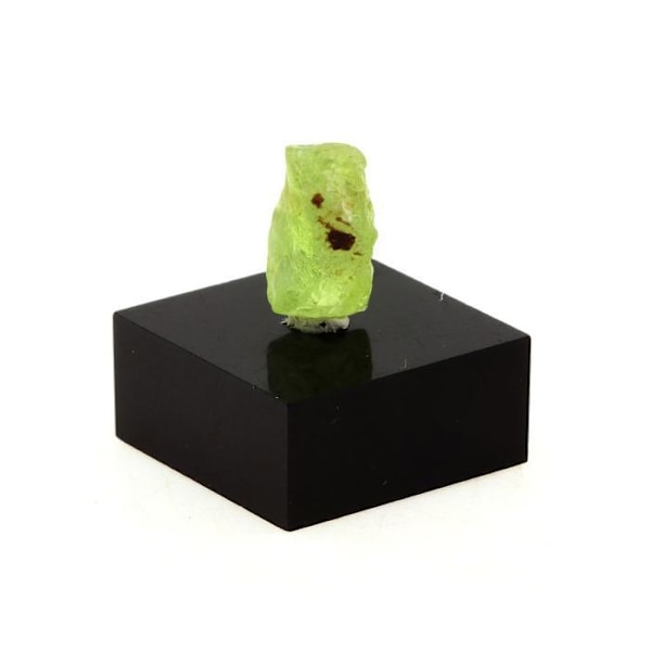 Stenar och mineraler. Peridot. 5,80 cent. Skardu-distriktet, Baltistan, Pakistan.