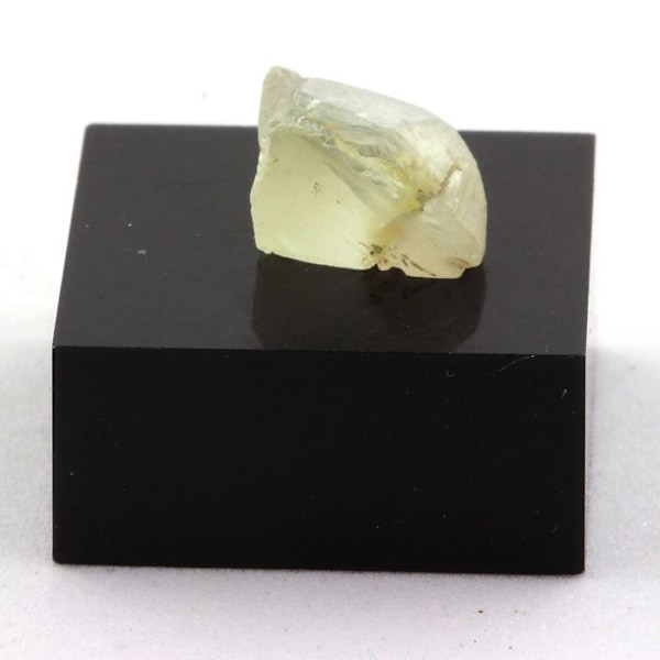 Sten og mineraler. Spodumene Hiddenite. 4,93 ct. Konar-provinsen, Afghanistan.
