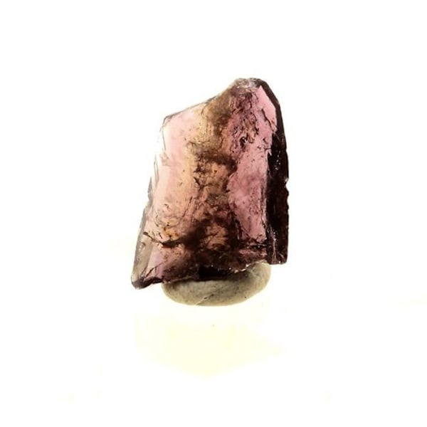 Sten og mineraler. Aksinitis. 1,89 ct. Chamrousse, Belledonne, Isère, Frankrig.