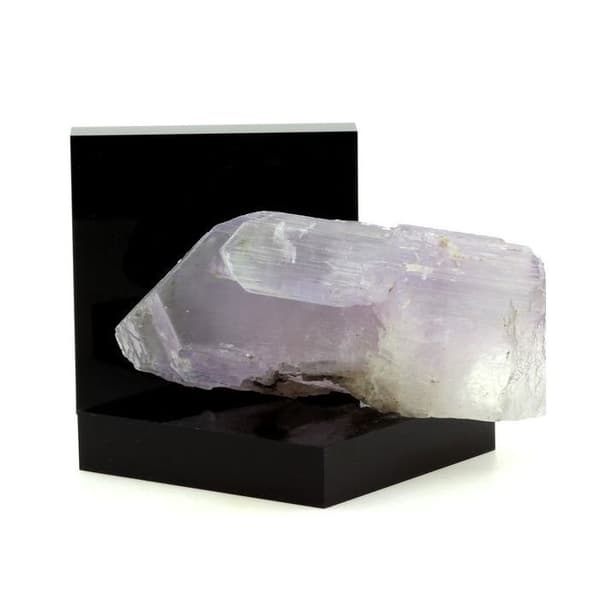 Kunzite 605,5 karat