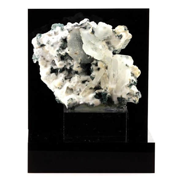 Sten og mineraler. Mordenit + Baryt. 545,5 øre. Jalgaon District, Maharashtra, Indien..