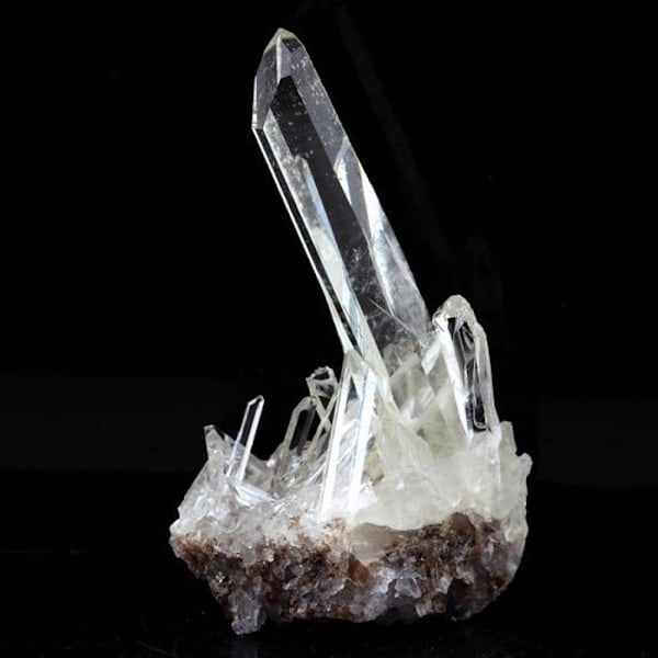 Sten og mineraler. Kvarts. 142,0 øre. La Gardette-minen, Bourg d'Oisans, Isère, Frankrig.