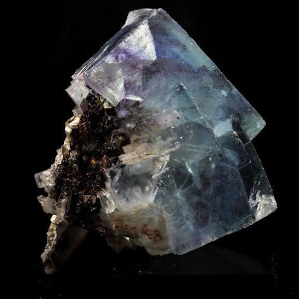 Sten og Mineraler - ABIJOUX - Fluorit + Kvarts - 2034 ct - 75x70x60 mm - Ægthedscertifikat