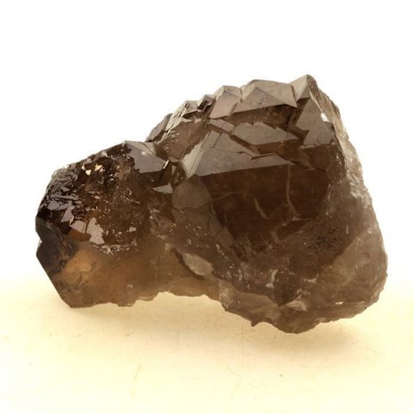 Sten og mineraler. Røgkvarts. 589,0 øre. Mont-Blanc-massivet, Haute-Savoie, Frankrig.
