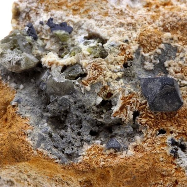 Galena, Järndolomit, Sphalerit 1215,2 karat Flerfärgad