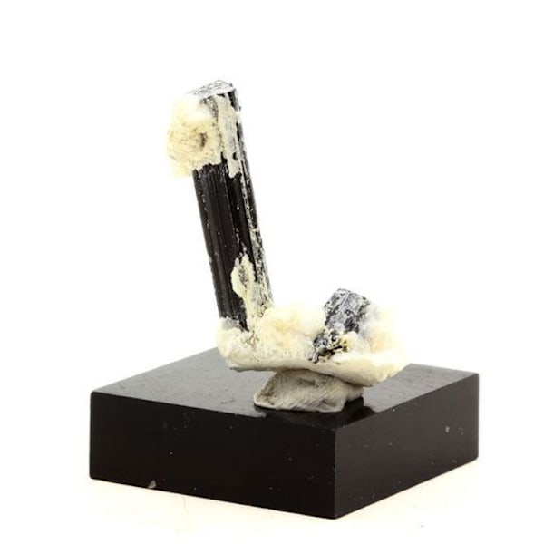 Sten og mineraler. Turmalin Schorl. 24,0 ct. Shigar Valley, Skardu-distriktet, Pakistan.