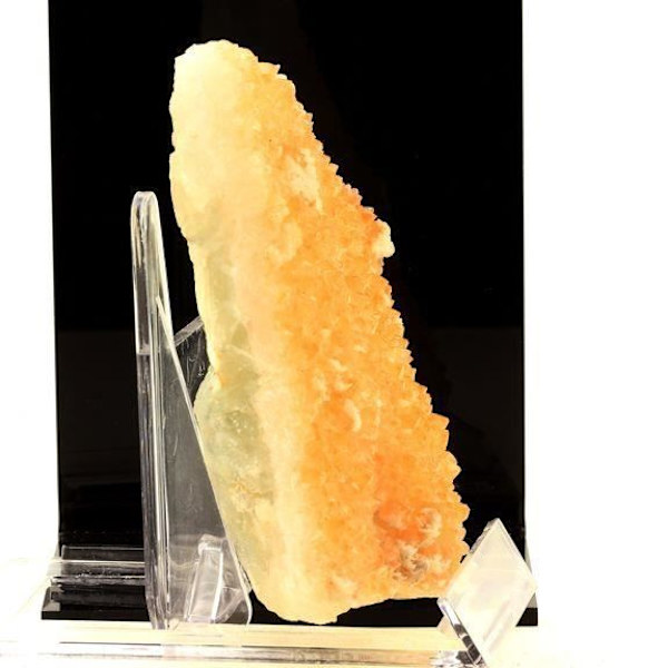 Sten og mineraler. Fluorit + Kvarts. 1789,0 ct. Langeac, Haute-Loire, Frankrig.