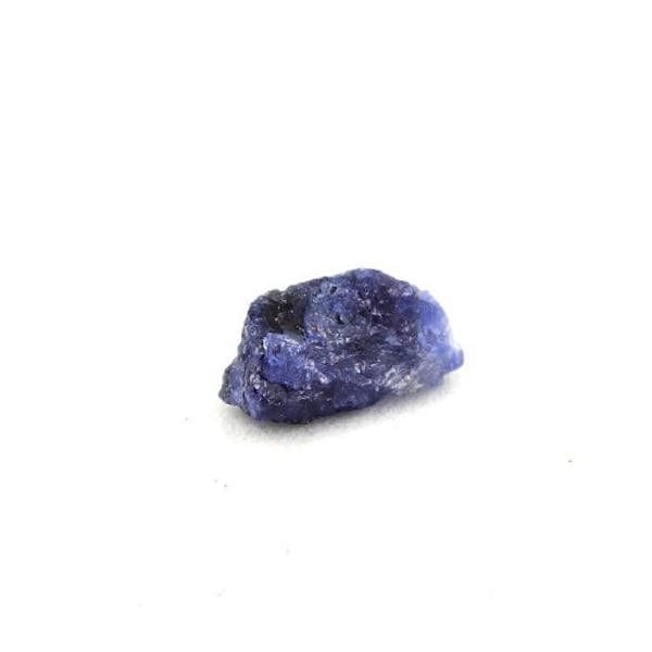 Kivet ja mineraalit. Benitoite. 0,750 ct. San Benito Co., Kalifornia, Yhdysvallat.