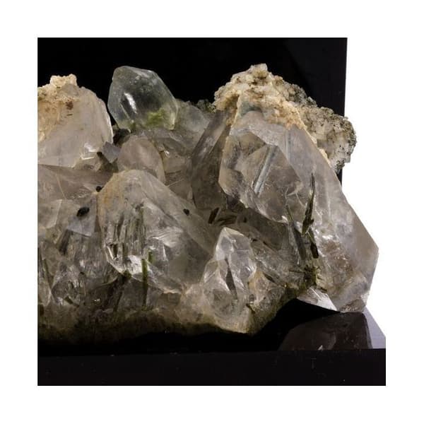 Quartz + Epidote 975,1 karat