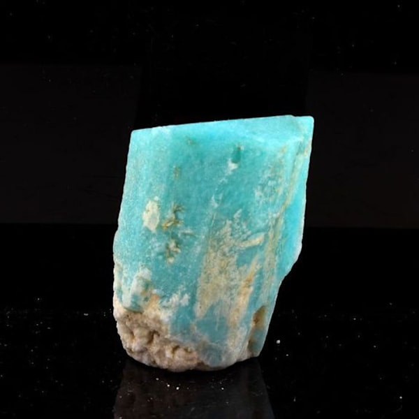 Sten og mineraler. Amazonit. 263,5 øre. Konso, Etiopien.