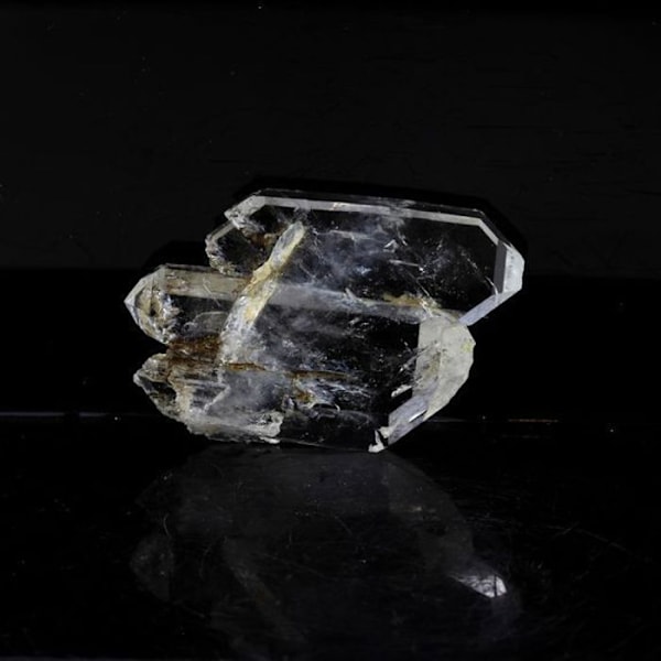 Kivet ja mineraalit. Soul kvartsi (faden quartz). 32,5 ct. Champ-Laurent, Chambéry, Ranska.