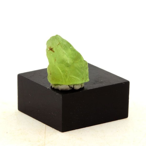 Sten og mineraler. Peridot. 7,01 øre. Skardu-distriktet, Baltistan, Pakistan.
