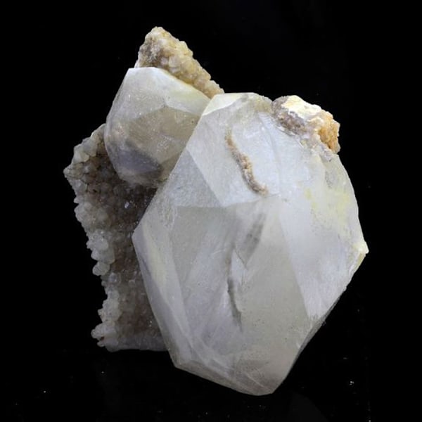 Sten og mineraler. Calcit. 244,0 ct. Lodève, Hérault, Occitanie, Frankrig.