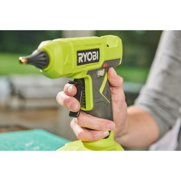 RYOBI - 18V ONE+ limpistol - varmes op på 3 min - varmeindikator - diam. pinde 12 mm - Med 3 lim - RGLU18-0 Grön / Träkol