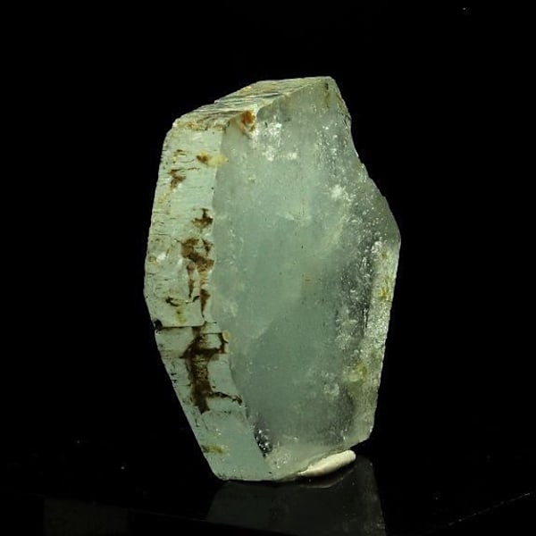 Kivet ja mineraalit. Akvamariini. 23,0 ct. Vangaindrano, Atsimo-Atsinanana, Madagaskar.