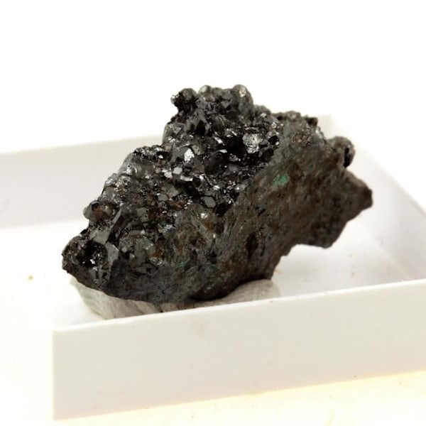 Sten og mineraler. Tetrahedrit. 33,0 ct. Mésage Mine, Saint-Pierre-de-Mésage, Frankrig.